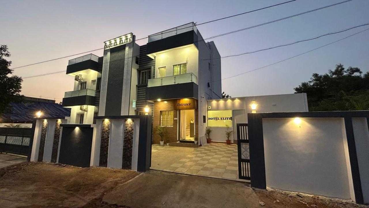 Oyo Hotel Elite Chandrapur エクステリア 写真